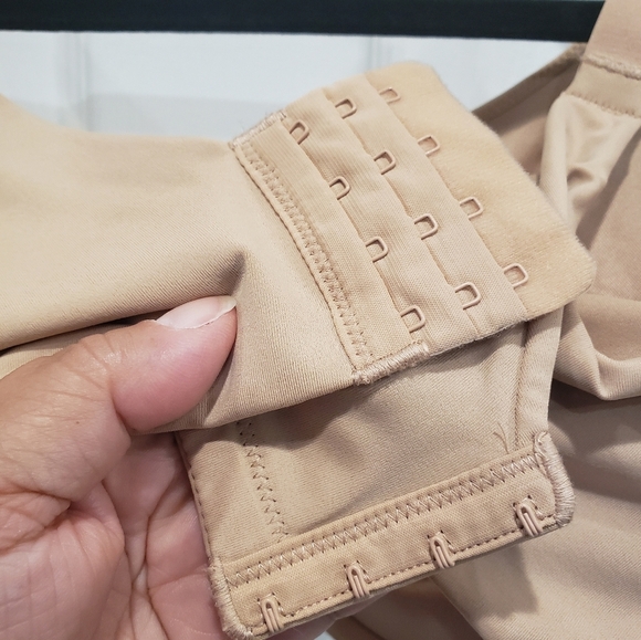 Vanity Fair Radiant Collection 2-ply Back Smoothing Underwire Bra - 44DDD - Picture 4 of 4